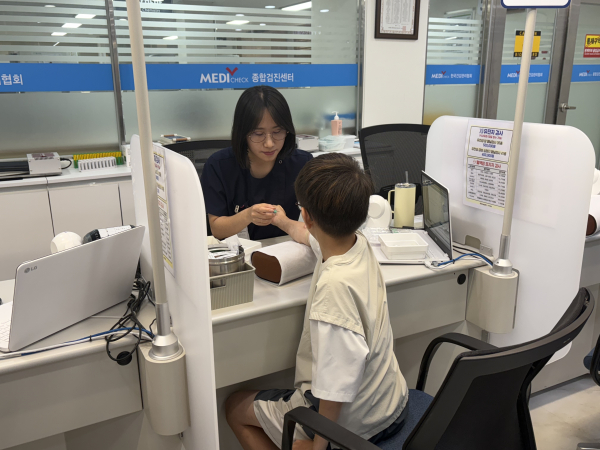 공동생활가정 참좋은 집 원아 대상 사회공헌 건강검진 진행 모습