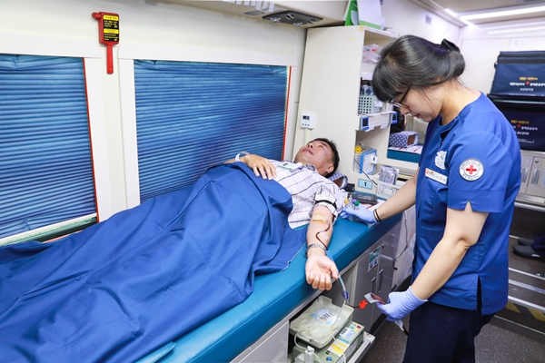 사랑의 헌혈 행사