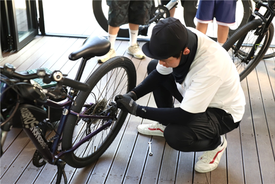 6.5. 어울링 홍보 캠페인 사진(자전거 경정비)