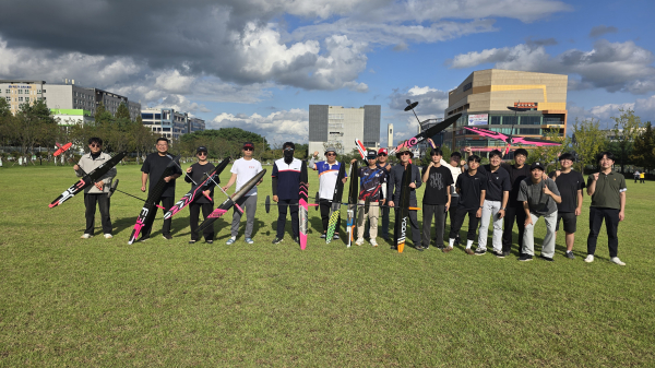 핸드런치 글라이더 조종경진대회1