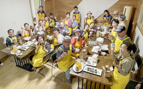 전통 우리음식 체험 활동 모습