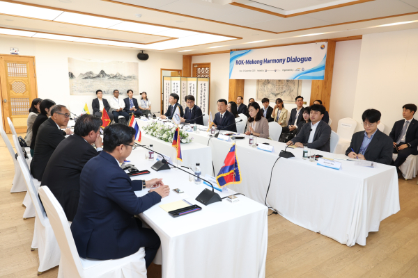 26일 서울 삼청각에서 메콩 5개국 주한대사 간담회가 진행되고 있다. 이날 간담회에서는 메콩 지역 물분야 협력방안이 주로 논의됐다.