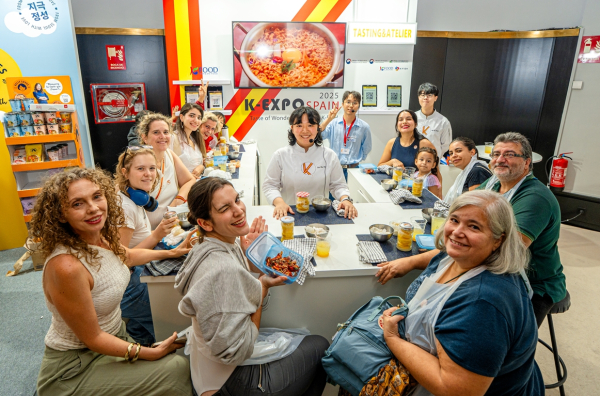 마드리드 K-EXPO, K-푸드 홍보관 현장