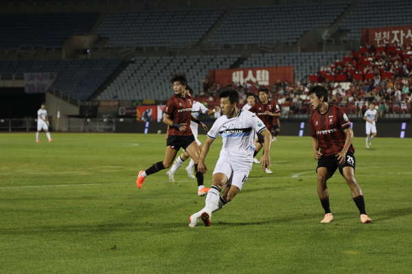 이정협 선수 경기 모습