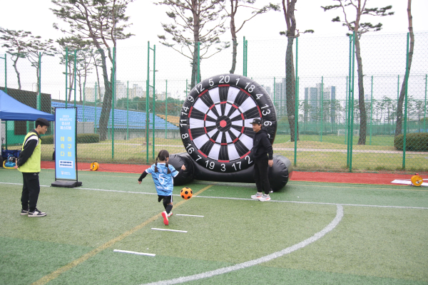 지난 26일, 천안축구센터 풋살구장에서 개최한 ‘천안시티FC 유소년 페스티벌’ 진행 모습