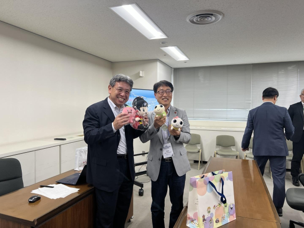 스기나미구 교육위원회 기념사진