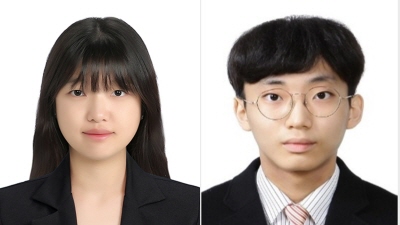 한국기술교육대학교 에너지신소재화학공학부 이가연 석사과정생(좌), 최우석 학생(우)
