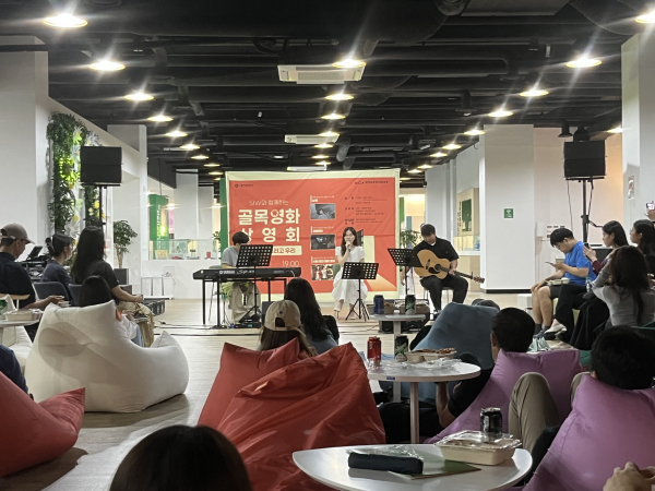 골목상영회 개최 모습