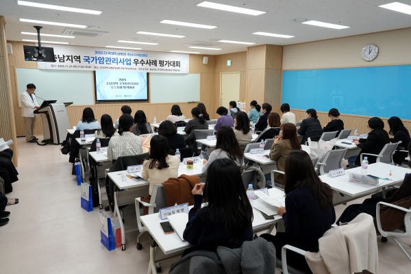 장명철 충남지역암센터장 축사 모습