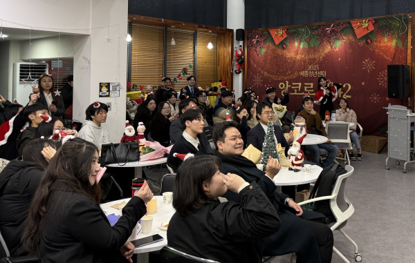 앙코르, 4242' 2부 전경