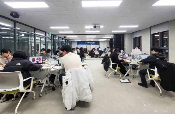 국립한밭대학교 ‘2025 K-공간디자인 캠프’ 팀별 디자인 진행 모습