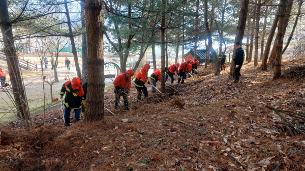 3.산불 방화선 구축 교육 모습2