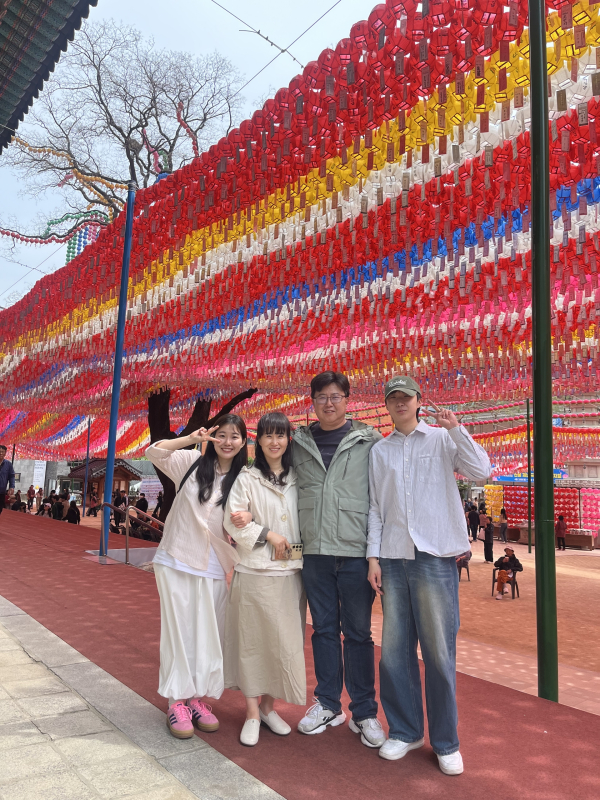 미스트롯4 홍성윤의 '1호팬'인 가족들 모습.