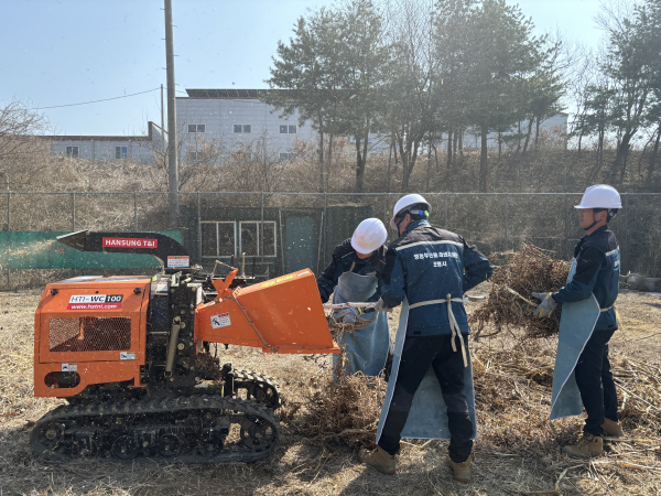  ‘찾아가는 마을순회 영농부산물 파쇄지원단’ 운영 모습