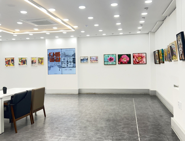 복도갤러리 전시 모습