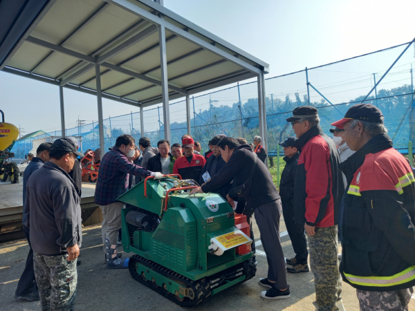 잔가지파쇄기 임대