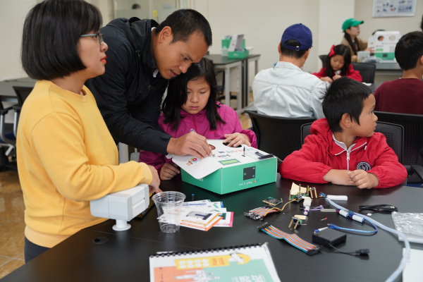 발명교육센터 가족캠프 운영 모습