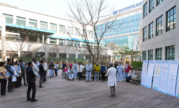 암 예방의 날 기념 캠페인 진행 모습