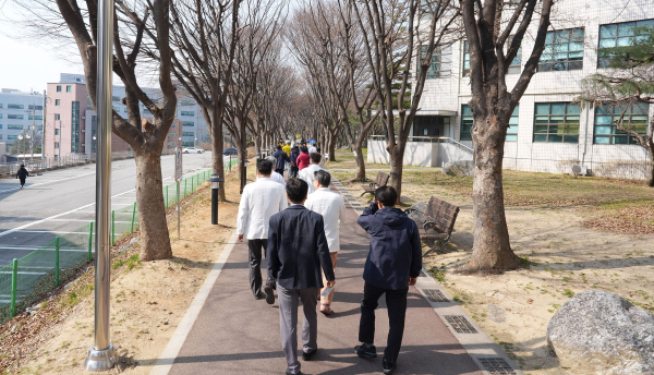 암 예방의 날 기념 캠페인_환자와 걷기