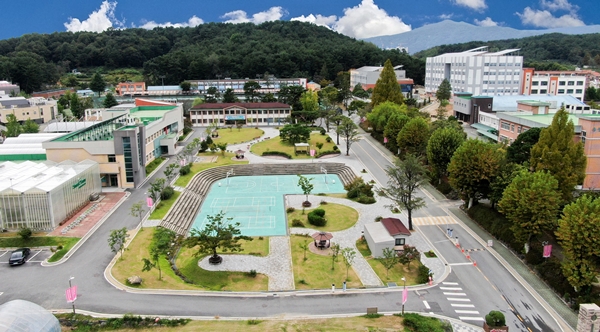 유성생명과학고등학교 전경
